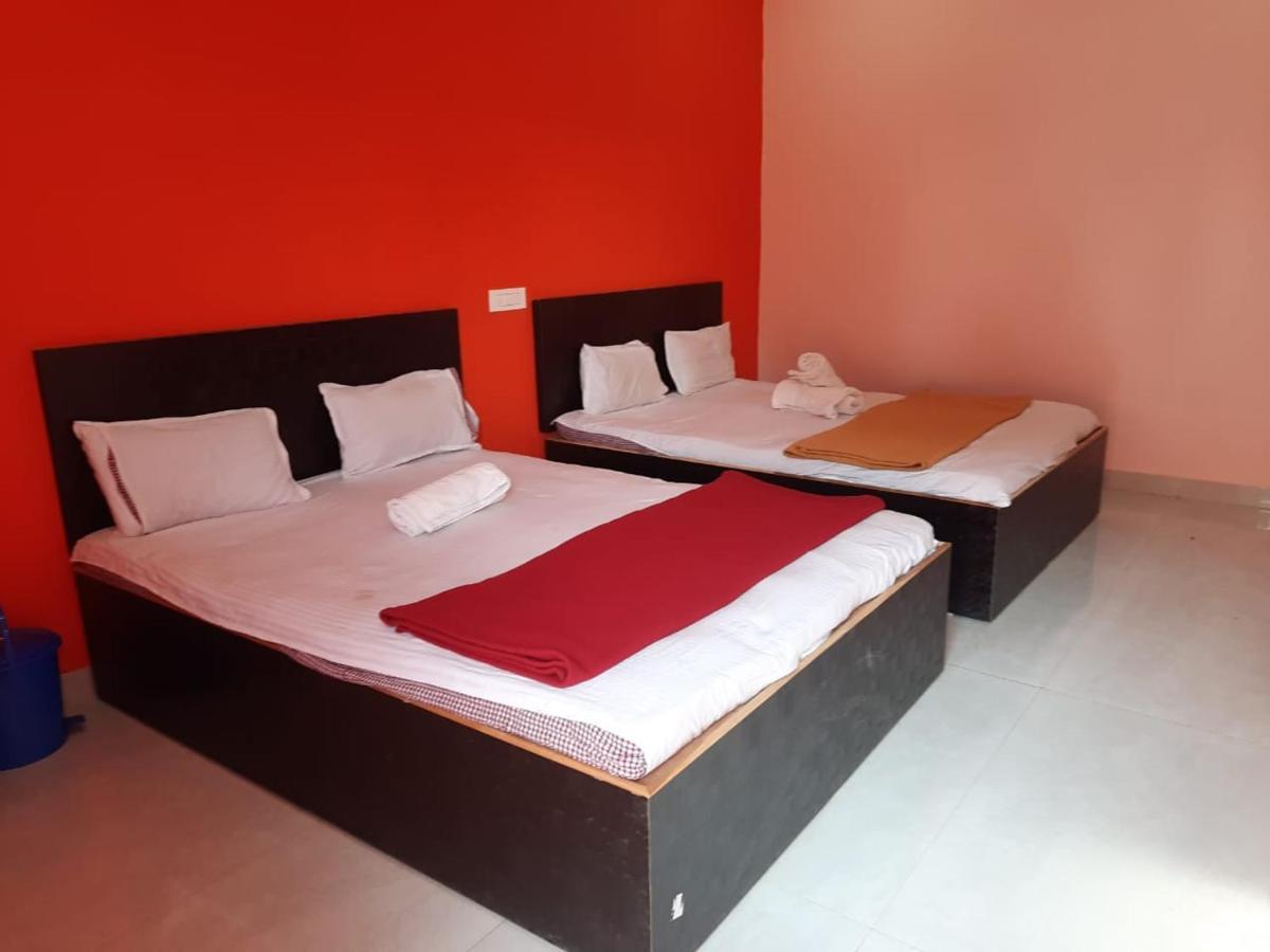 Hotel Nisarg Lodging And Restaurant 아우랑가바드 외부 사진